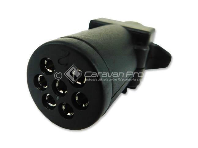 7 PIN ROUND PLASTIC PLUG